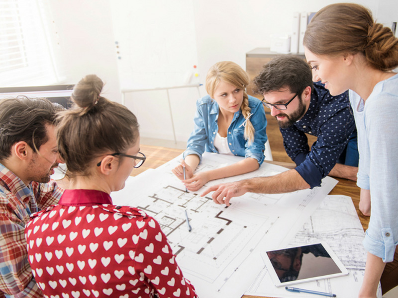 You are currently viewing Should I hire a digital marketing agency?